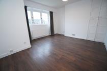 Property to rent in Thornwood Place, Woodlands