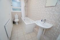 Property to rent in Thornwood Place, Woodlands