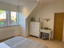 Property to rent in Glasgow Road, BLanefield