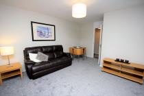 Property to rent in Southgate, Milngavie