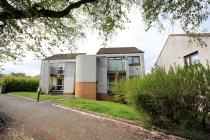 Property to rent in Southgate, Milngavie
