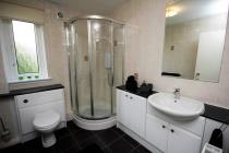 Property to rent in Southgate, Milngavie