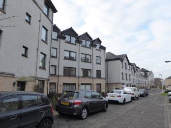 Property to rent in Hermits Croft, Newington, Edinburgh, EH8 9RF