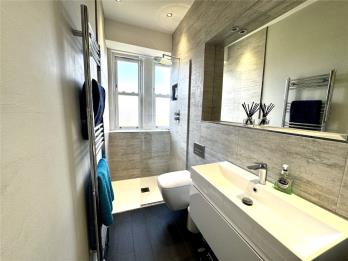 Property to rent in Brunton Terrace, EH7 5EQ