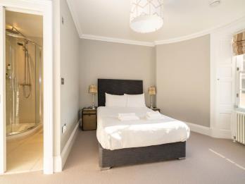 Property to rent in Queen Street, City Centre, Edinburgh