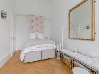 Property to rent in Drummond Place, New Town, Edinburgh