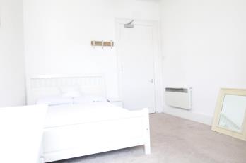 Property to rent in King Street, Top Left, AB24
