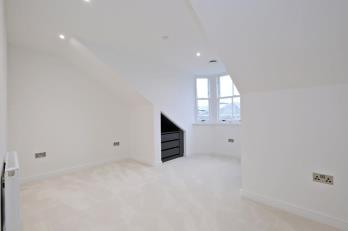 Property to rent in North Silver Street, Top FLoor, Aberdeen, AB10