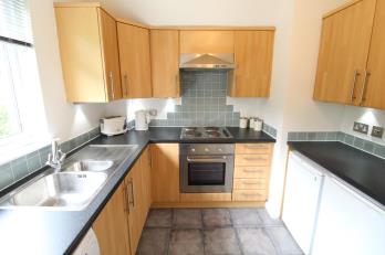 Property to rent in Laurel Avenue, Top Floor, AB22