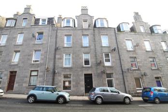 Property to rent in Esslemont Avenue, Rosemount, AB25