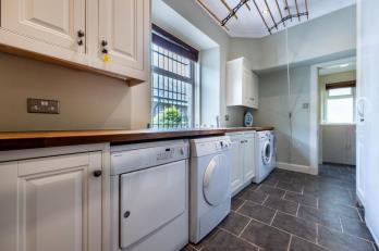 Property to rent in King's Gate, Aberdeen, AB15