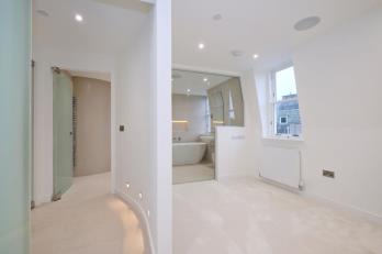 Property to rent in North Silver Street, Top Floor, Aberdeen, AB10