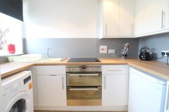 Property to rent in Gairn Terrace, Top floor, AB10