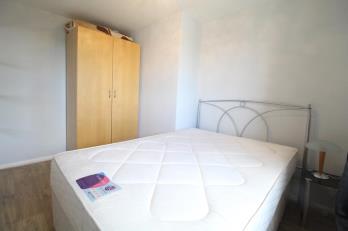 Property to rent in Gairn Terrace, Top floor, AB10