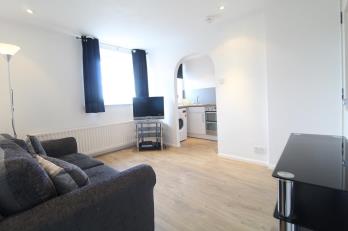 Property to rent in Gairn Terrace, Top floor, AB10