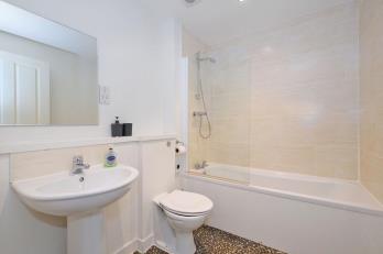 Property to rent in Market Street, Flat , AB11