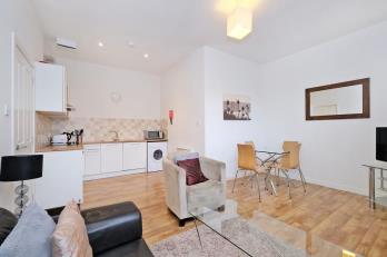 Property to rent in Market Street, Flat , AB11