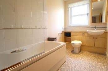 Property to rent in Rubislaw Mansions, Aberdeen, AB15