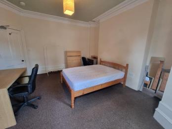 Property to rent in Bedford Place, Aberdeen, AB24