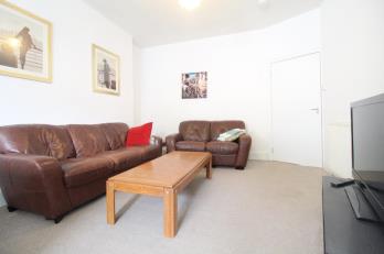 Property to rent in Erskine Street, Aberdeen