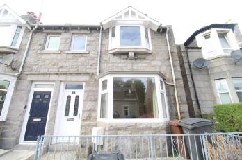 Property to rent in Erskine Street, Aberdeen