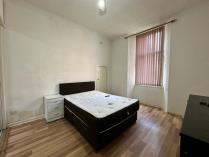 Property to rent in 11 Gray Street Flat 0-2 Glasgow G3 7TX