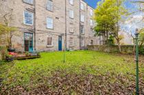 Property to rent in Lutton Place, Edinburgh, EH8