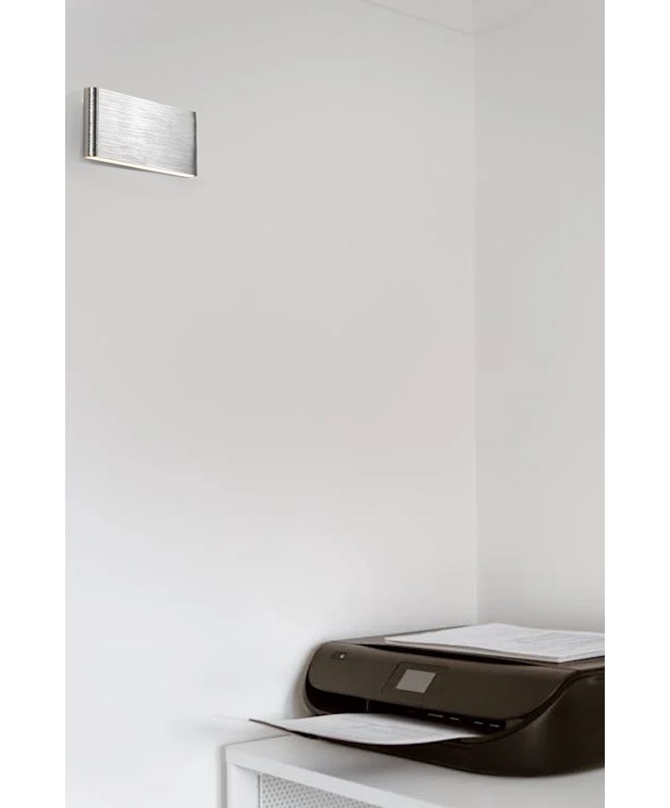 Slimline Brushed Aluminium 5watt Integrated LED Wall light Slimline Brushed Aluminium 5watt Integrated LED Wall light