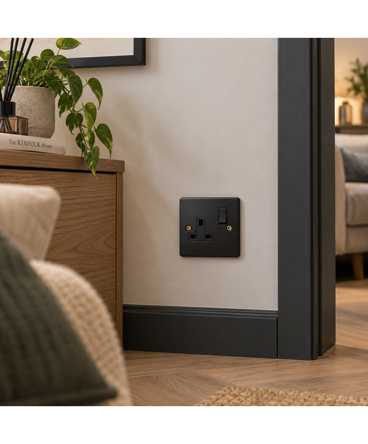 Round Edge Matt Black 13A 1G DP Switched Socket