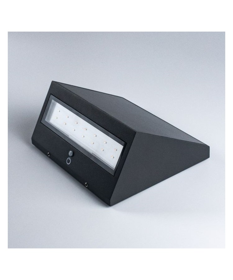 Patilo Solar Rechargeable Outdoor Wedge Wall Light - Black Patilo Solar Rechargeable Outdoor Wedge Wall Light - Black