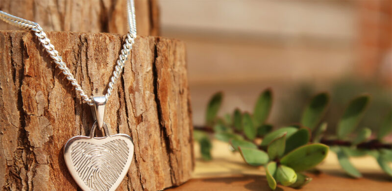 Necklace Web