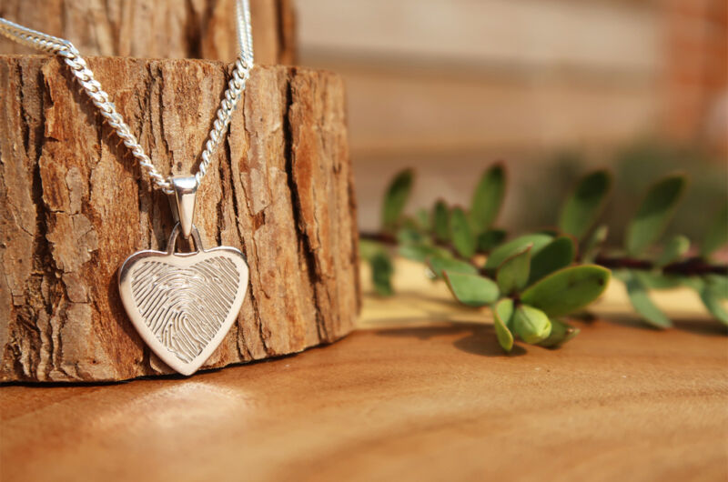 Necklace Web