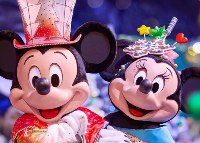 06 10 25 GRANTHAM DISNEY XMAS 1