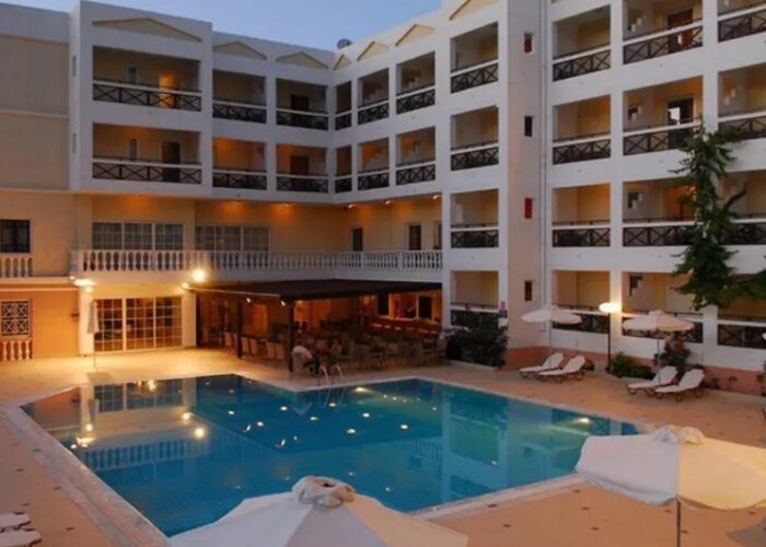 Screenshot 6 11 2025 113331 www easyjet com