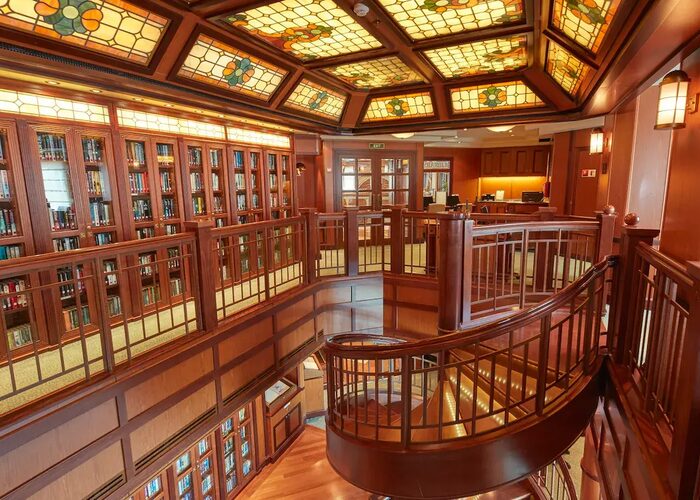 18749 qv library 2048x1536 tablet