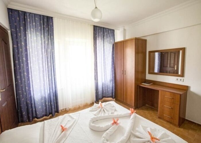 DLM 76411 Gokcen Hotel 1017 08