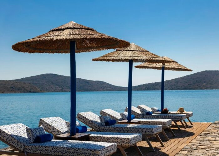 HER 81650 Domes Aulus Elounda Curio Collection by Hilton 0525 03