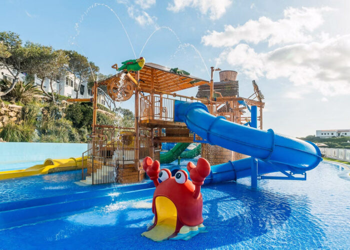 MAH 74330 Fergus Club Carema Splash 0625 19