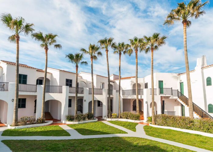 MAH 74330 Fergus Club Carema Splash 0625 25