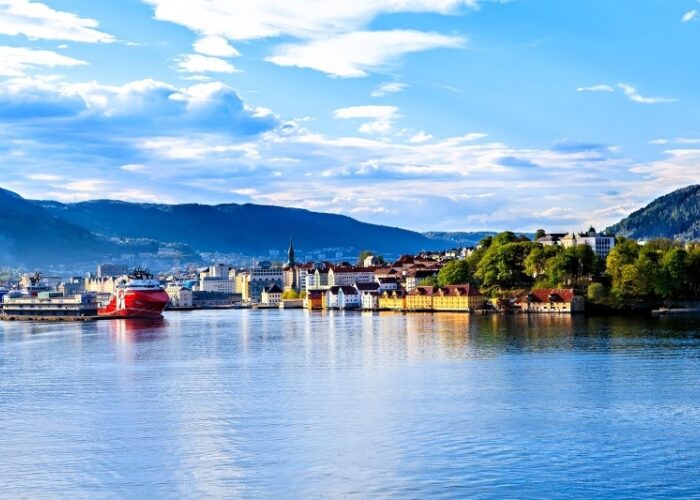 OQ Yvp p Q6 Wuxw ak6 TR Fg bergen