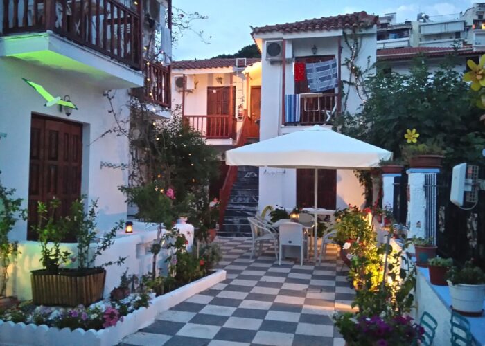 Amalthia studios skiathos town pic 5