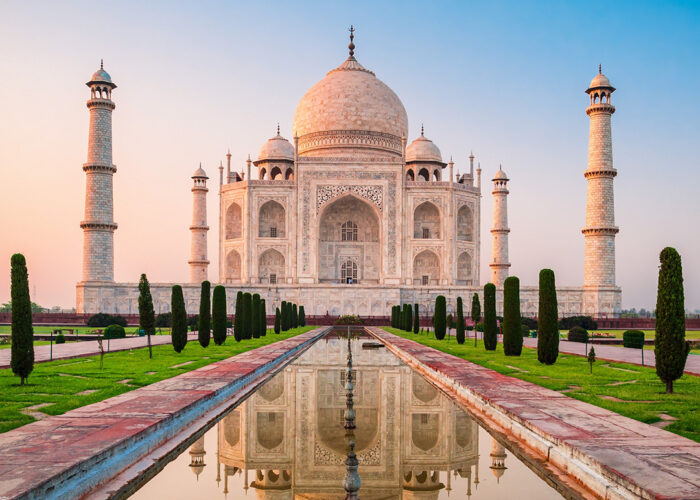 Shutterstock 2387591325