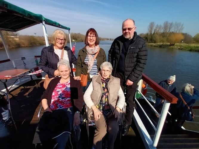 Volunteers Kate Joy Maggie Rita and Derek