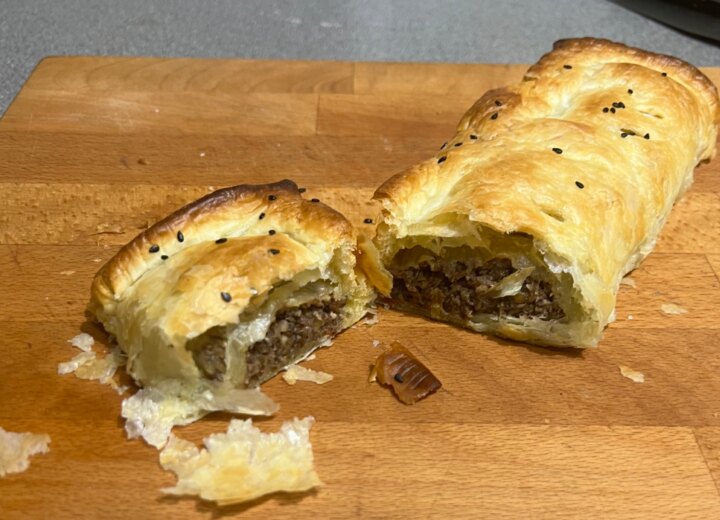 Vegan mushroom and lentil pastry