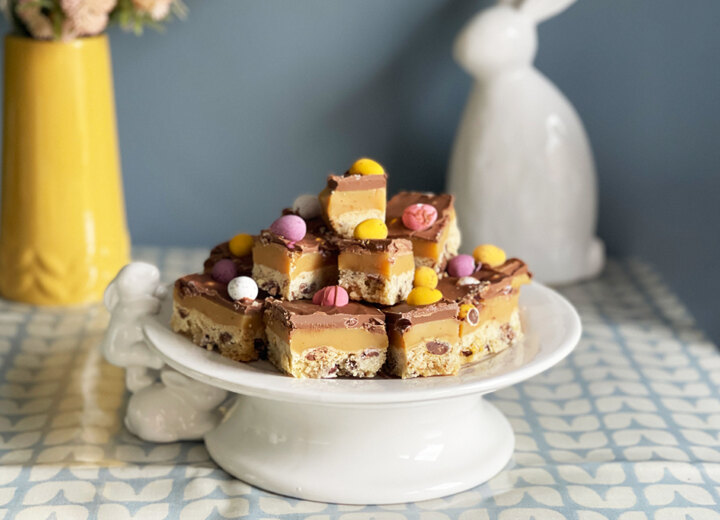 Mini Egg millionaire shortbread web2