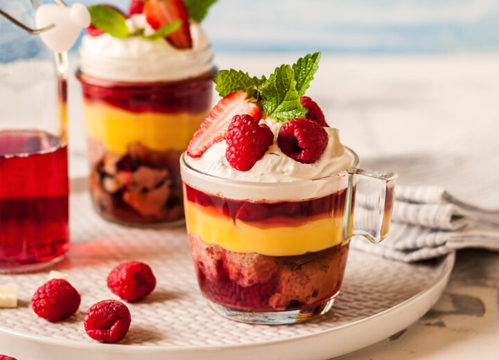 Traditional Christmas Trifle