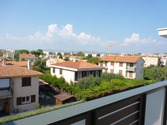 Fréjusफ़्रांस में अपार्टमेंट बिक्री के लिए. Fréjus फ़्रांस में, बिक्री के लिए अपार्टमेंट 1703266. Fréjus अपार्टमेंट, 1 bedroom_en, double pane windows_en, दक्षिण की ओर उन्मुख 27.1.2020,, फ़्रांस अपार्टमेंट