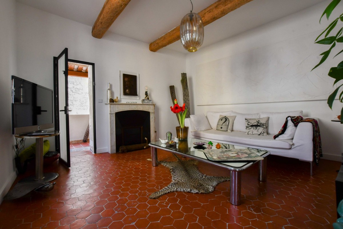 Condomínio para venda em La Colle-sur-Loup, França Alpes Marítimos à venda. À venda condomínio 100m² - janela de duas folhas, orientado ao leste, fachada para o norte, orientação oeste, 570000 EUR 28.1.2020 1703465.