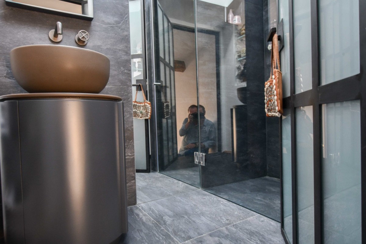 Condomínio para venda em La Colle-sur-Loup, França Alpes Marítimos à venda. À venda condomínio 100m² - janela de duas folhas, orientado ao leste, fachada para o norte, orientação oeste, 570000 EUR 28.1.2020 1703465.