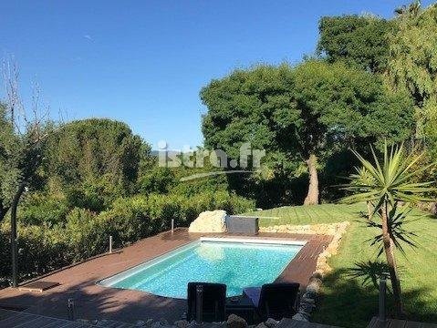 Mougins'de 141m² satılık muhteşem Villa - Mougins'de, Fransa'da'daki en güzel satılık villa ve daire ilanları burada. Emlak listemizden size en uygun ilanı seçip Mougins'de'deki emlak ofisiyle iletişime geçin. 795000 EUR 28.1.2020 1703568
